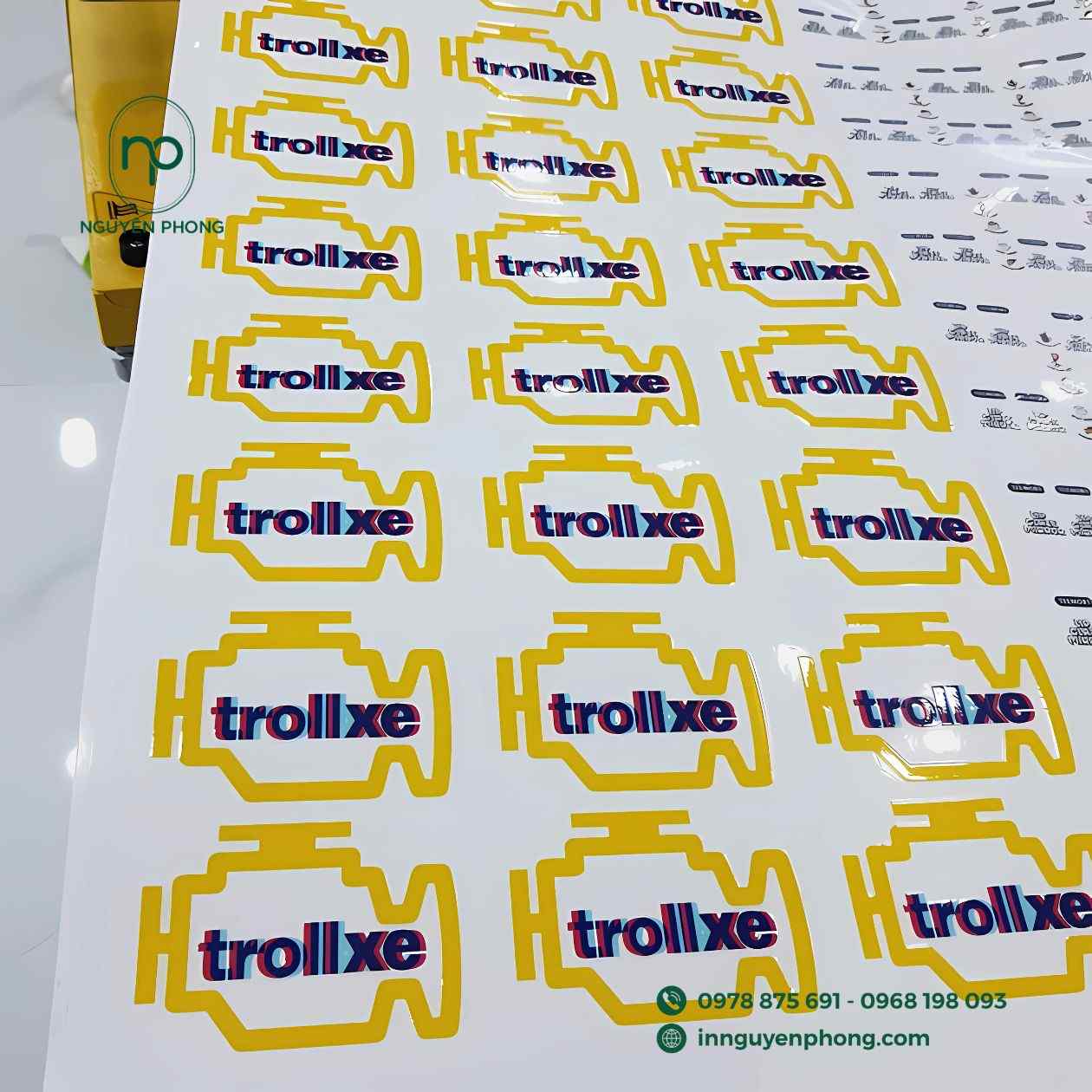 Mẫu tem decal nhựa

